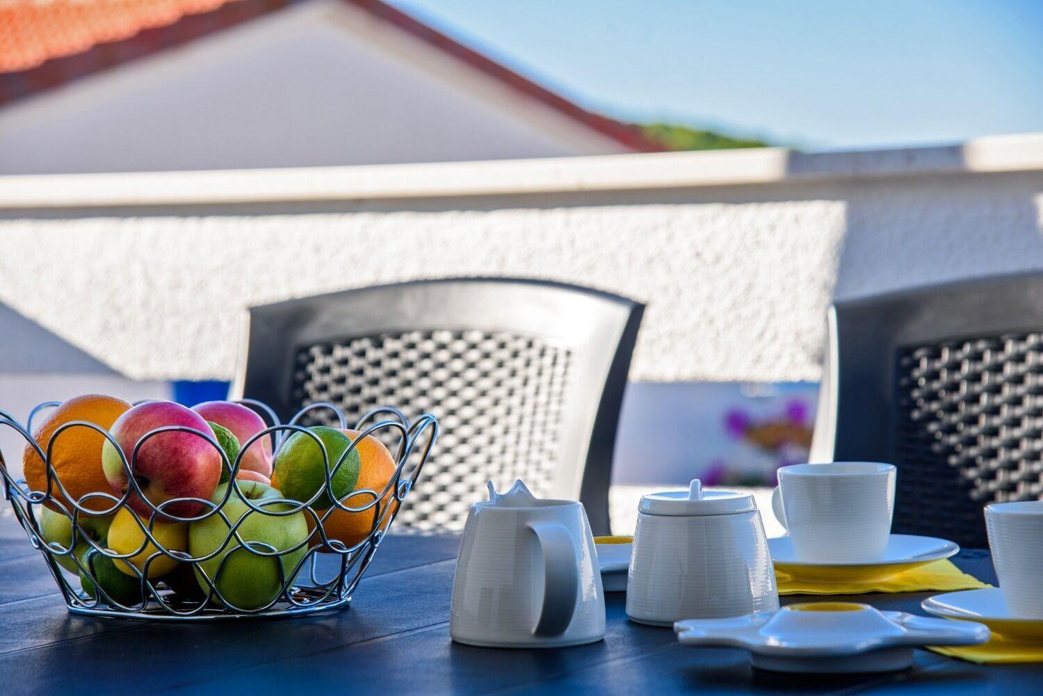 Apartments Bisernica-With Pool Razanj Ngoại thất bức ảnh