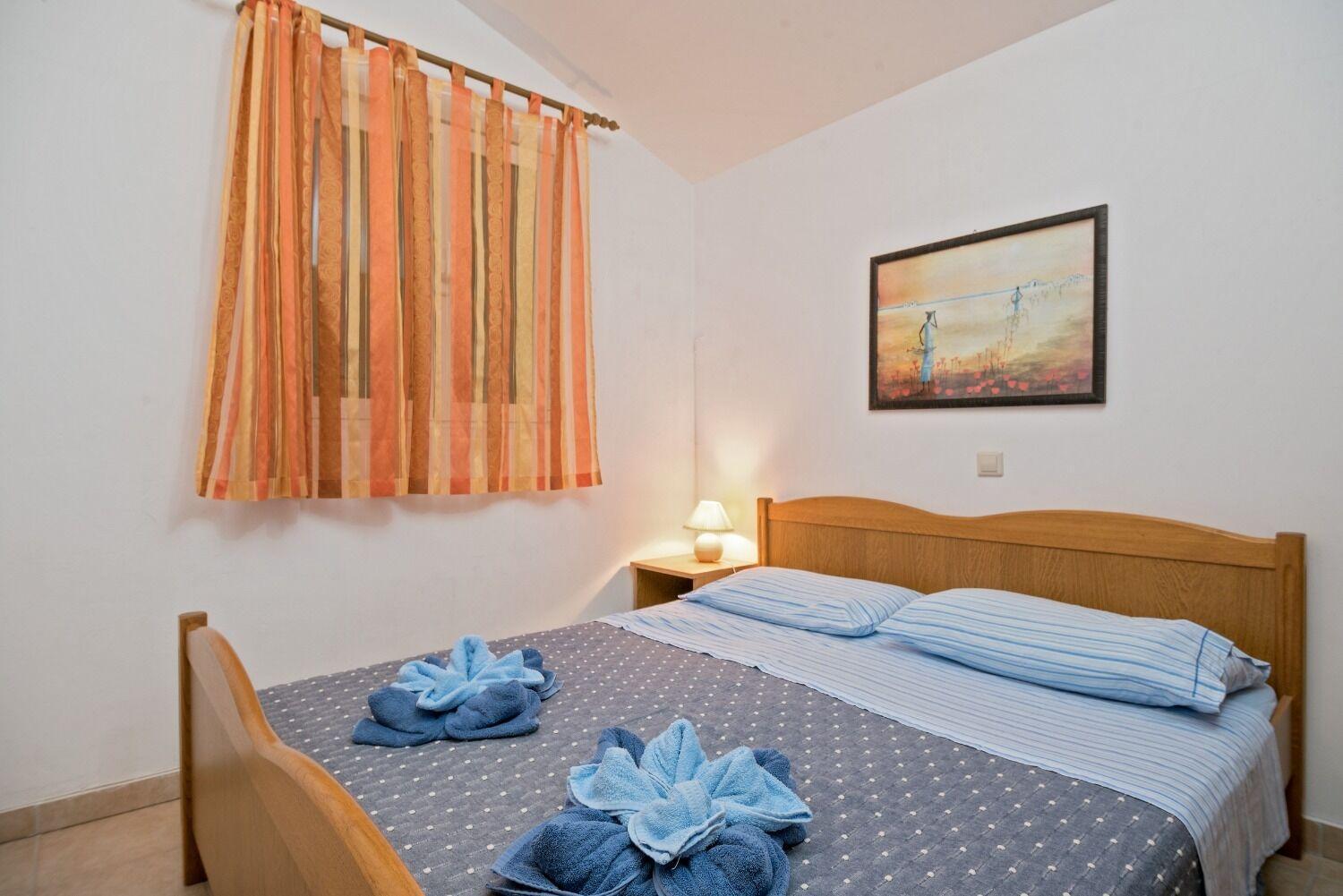 Apartments Bisernica-With Pool Razanj Ngoại thất bức ảnh