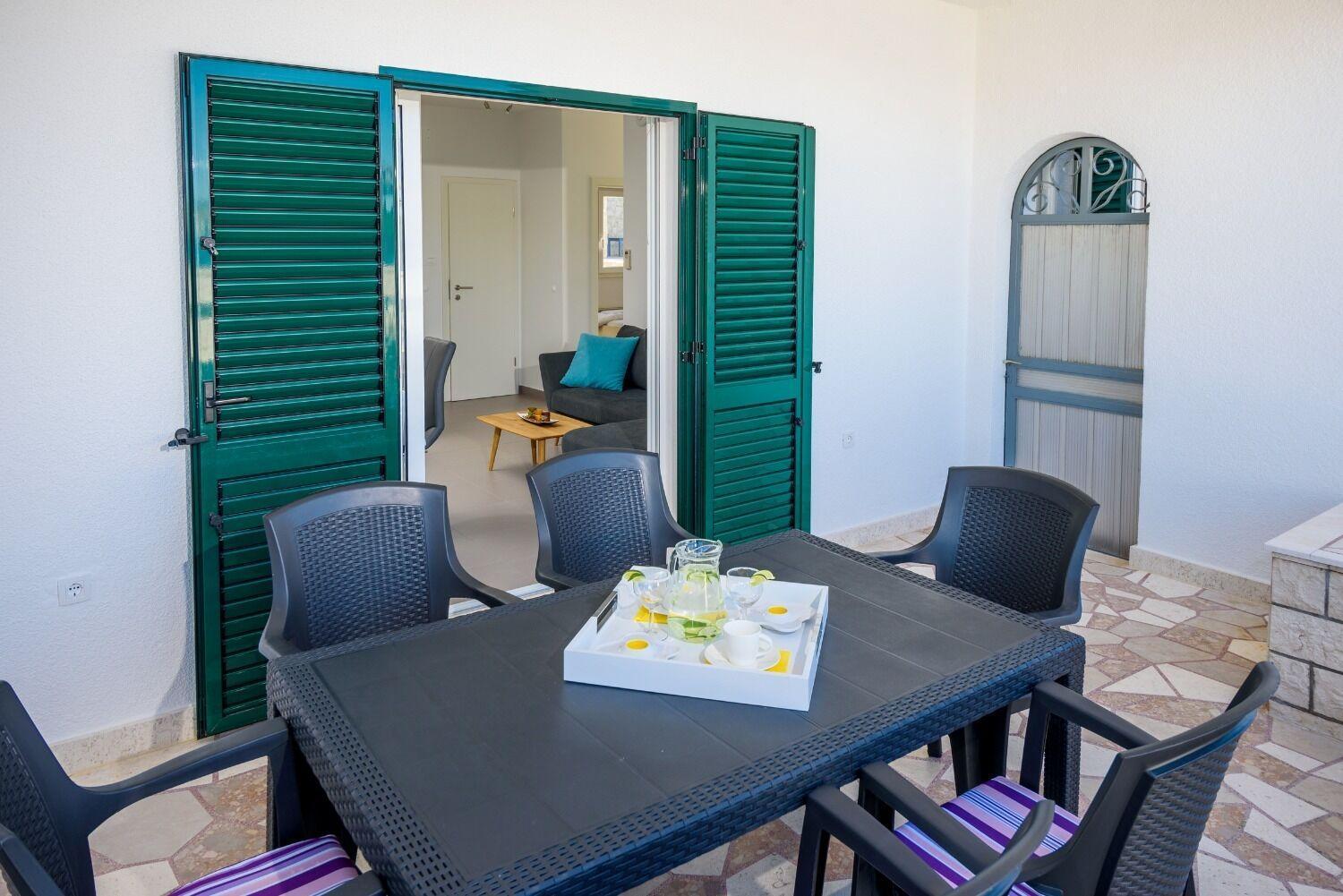 Apartments Bisernica-With Pool Razanj Ngoại thất bức ảnh